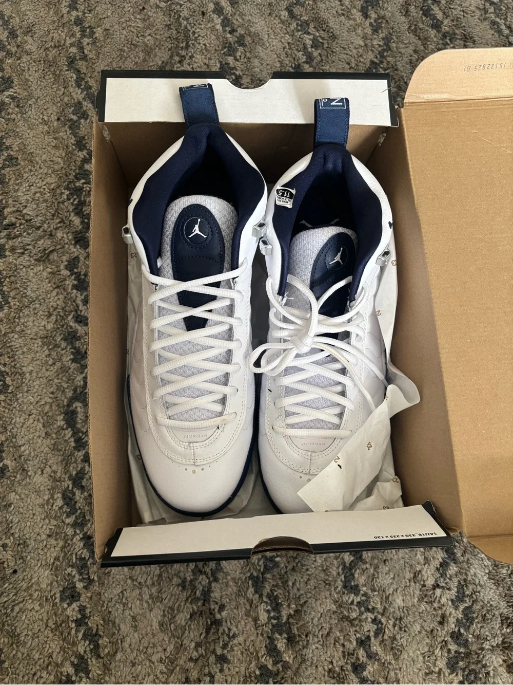 Jordan clean white